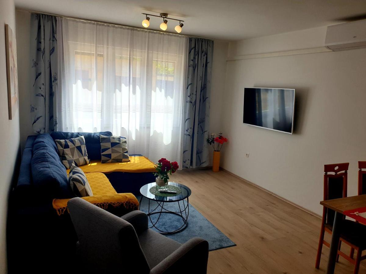 Apartment Mon Cheri-Located In A Quiet Neighbourhood Near Beaches Free Parking Pula Exterior photo